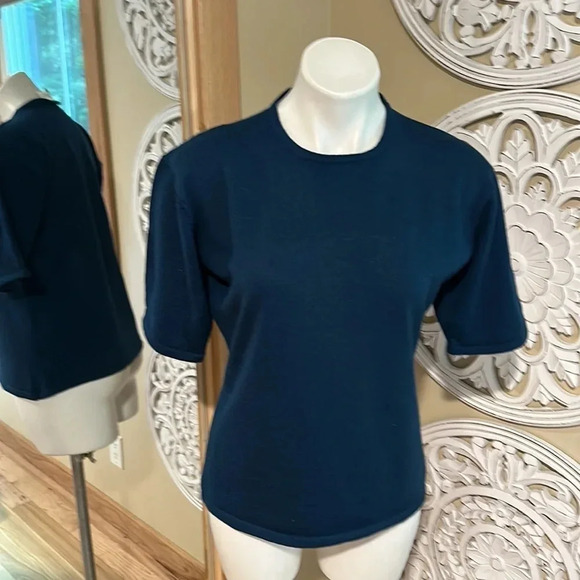 Nordstrom Town square 
WOMENS CREWNECK KNIT T-SHIRT - Picture 2 of 7